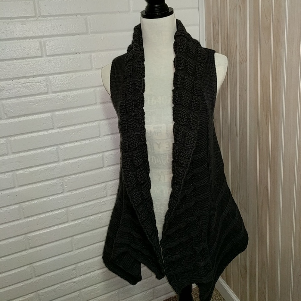 Daytrip Vest - Picture 2 of 7